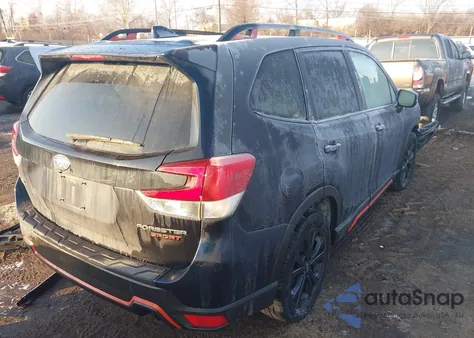2021 Subaru Forester Sport z USA, uszkodzony, nr VIN JF2SKALC8MH526769